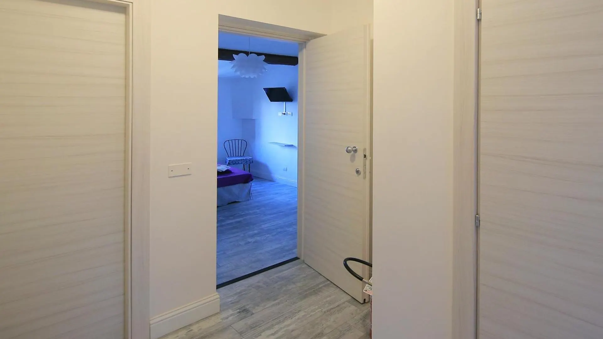 Guesthouse La Viola Florence Italy